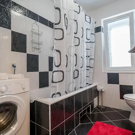 Anteo Free Parking Apartment Split